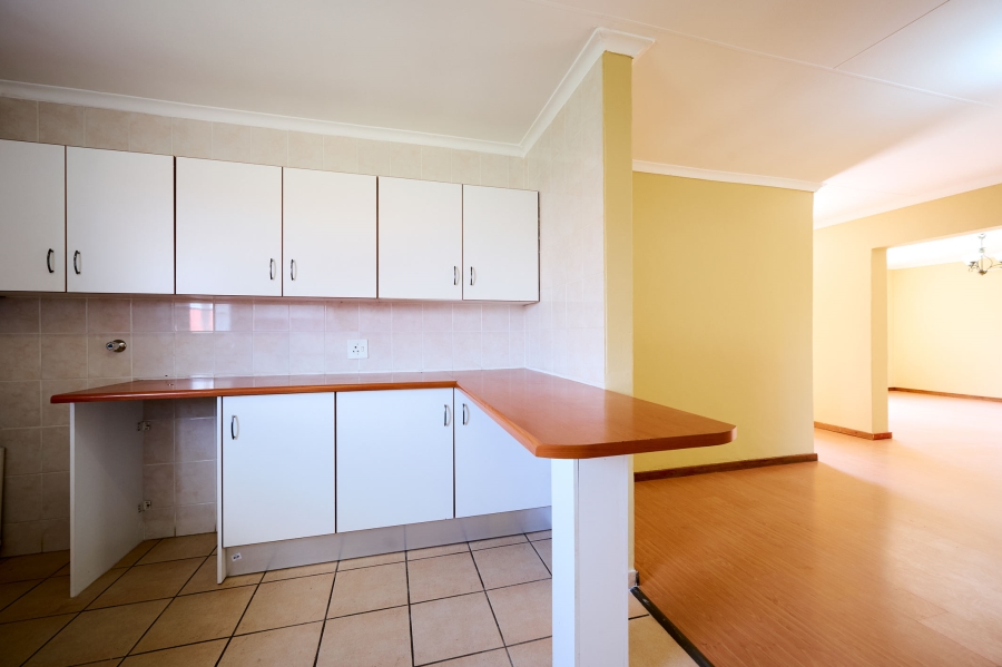 3 Bedroom Property for Sale in Halfway Gardens Gauteng