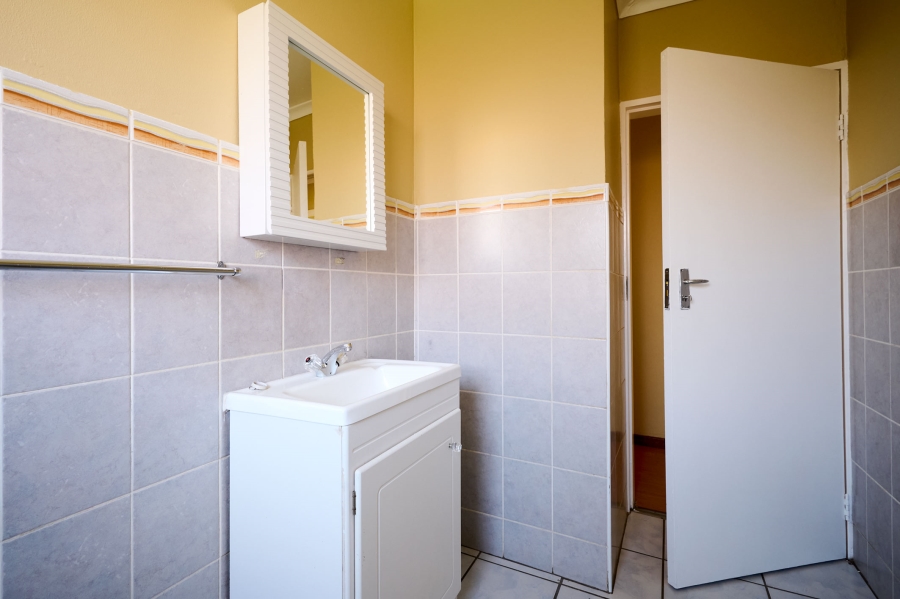 3 Bedroom Property for Sale in Halfway Gardens Gauteng