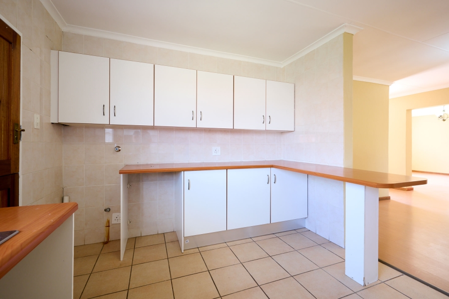 3 Bedroom Property for Sale in Halfway Gardens Gauteng