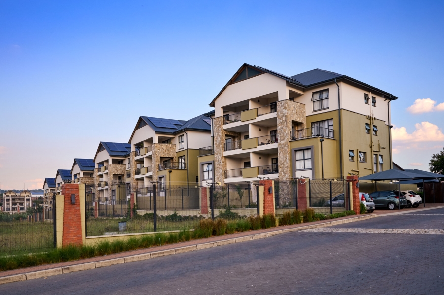 2 Bedroom Property for Sale in Waterfall Gauteng