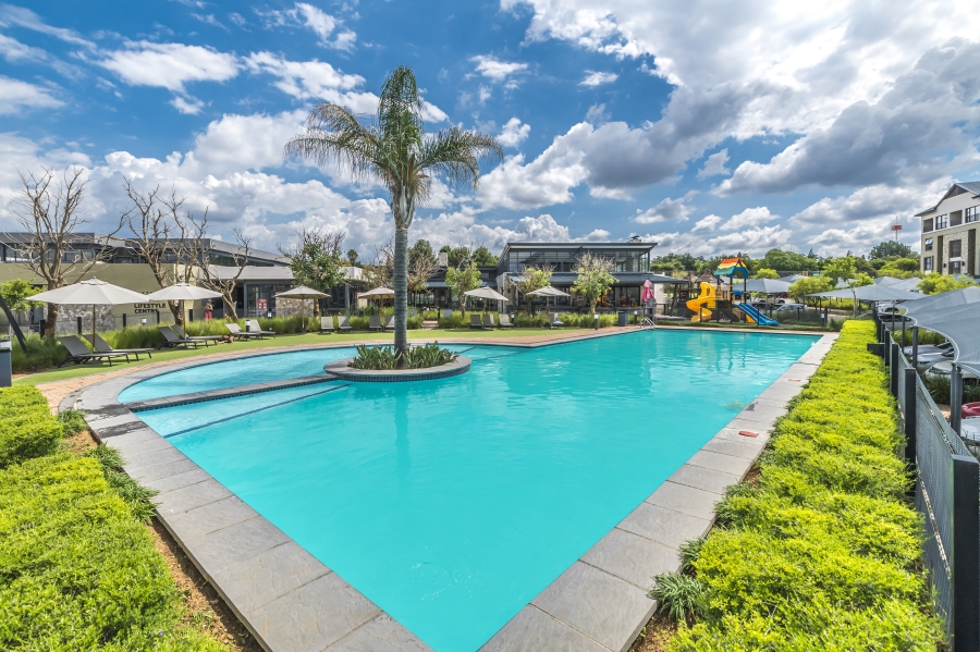 2 Bedroom Property for Sale in Waterfall Gauteng