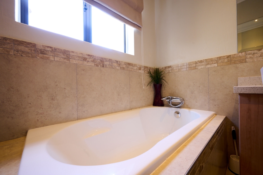 3 Bedroom Property for Sale in Summerset Gauteng