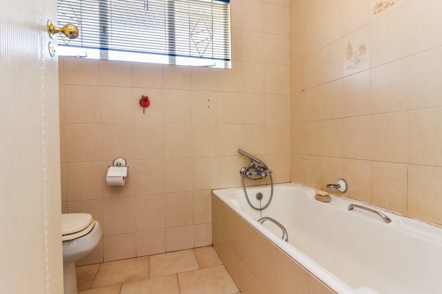 4 Bedroom Property for Sale in Horison Park Gauteng