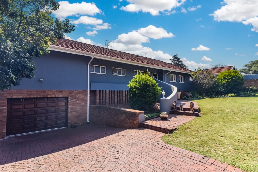 4 Bedroom Property for Sale in Horison Park Gauteng