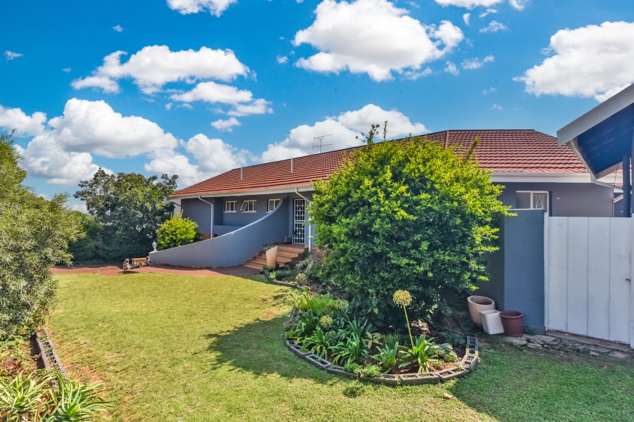 4 Bedroom Property for Sale in Horison Park Gauteng