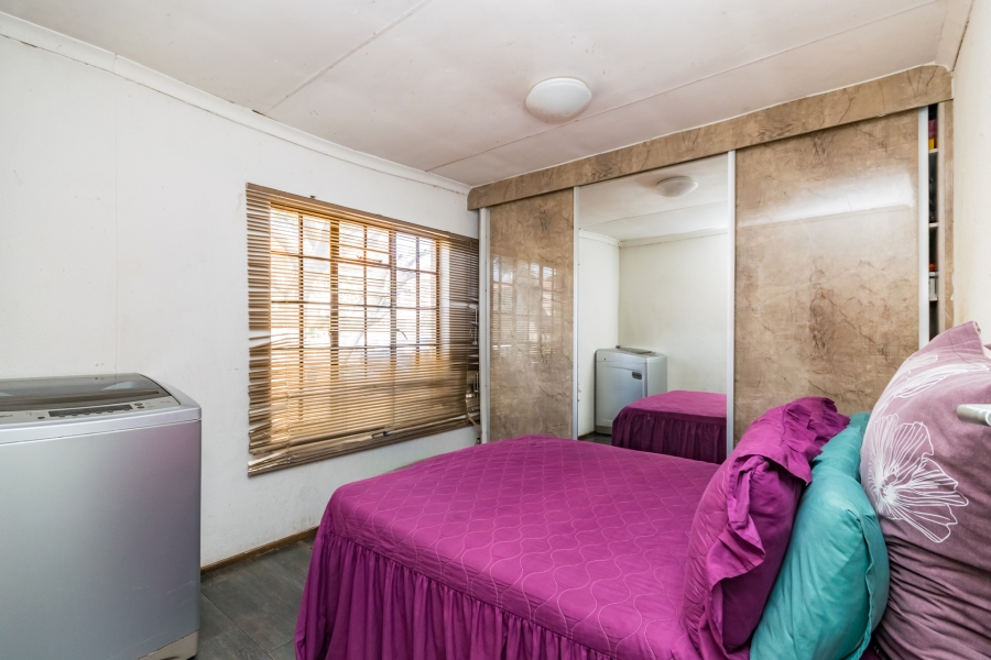 2 Bedroom Property for Sale in Roodepoort West Gauteng