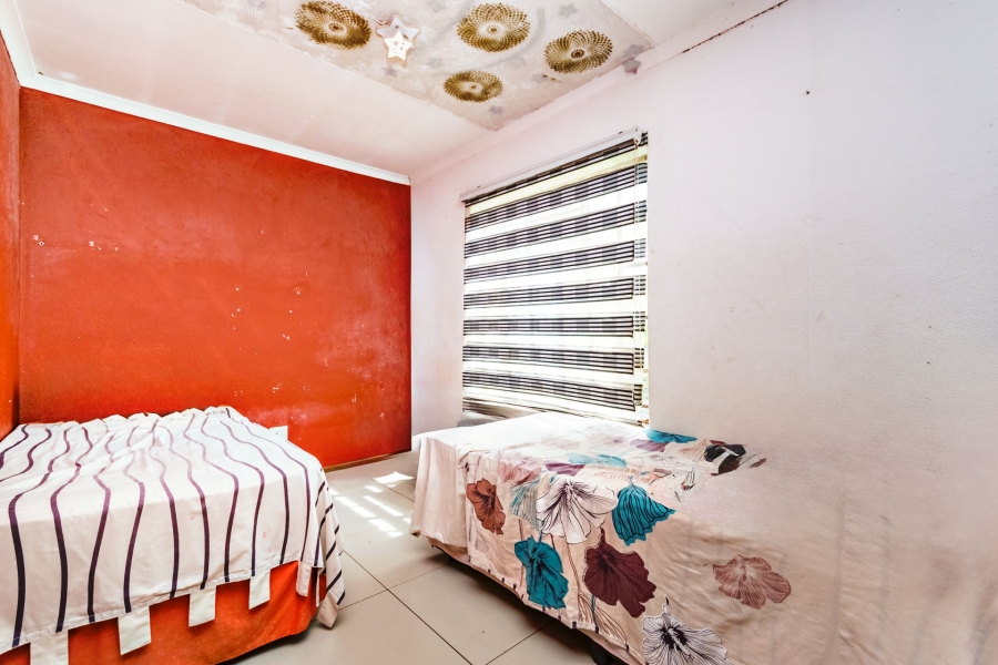 2 Bedroom Property for Sale in Roodepoort West Gauteng