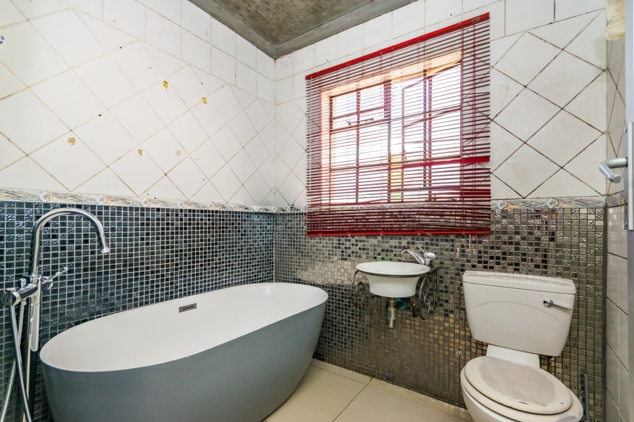 2 Bedroom Property for Sale in Roodepoort West Gauteng