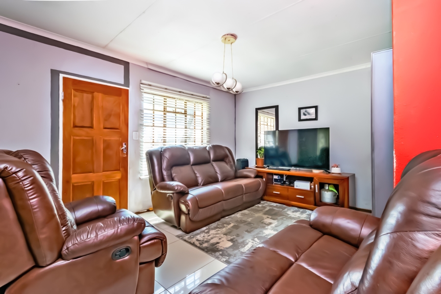 2 Bedroom Property for Sale in Roodepoort West Gauteng