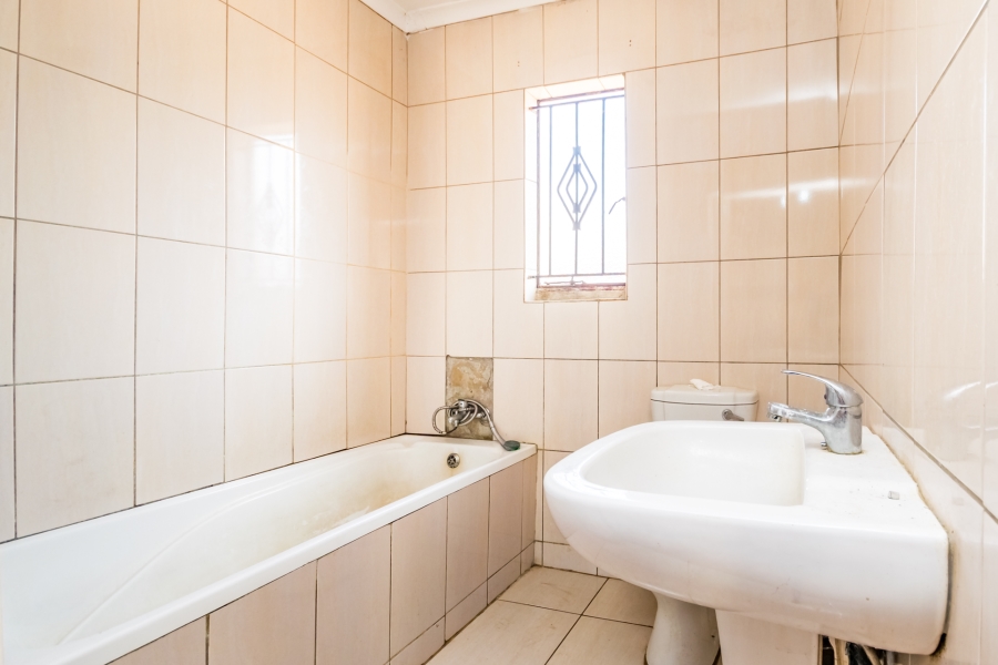 3 Bedroom Property for Sale in Protea Glen Gauteng