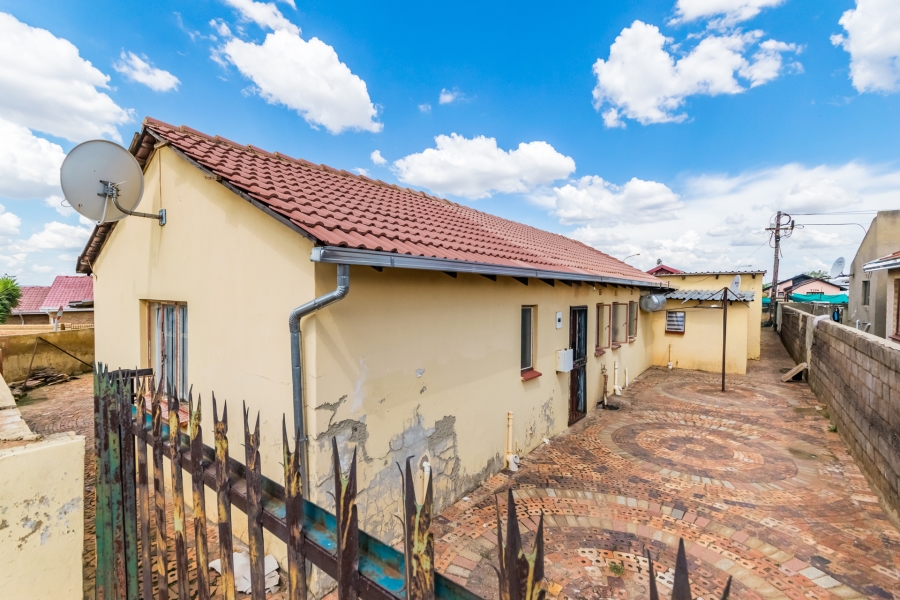 3 Bedroom Property for Sale in Protea Glen Gauteng