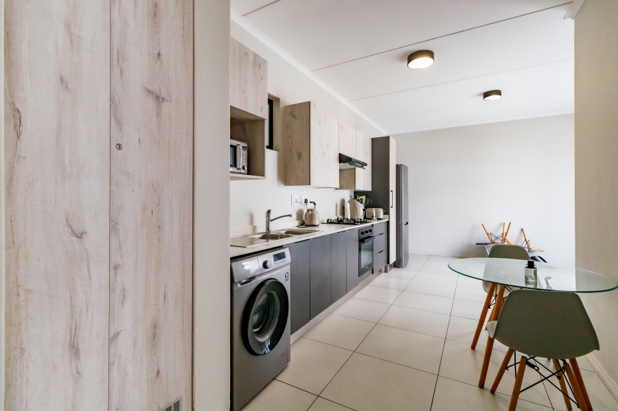 2 Bedroom Property for Sale in Erand Gardens Gauteng