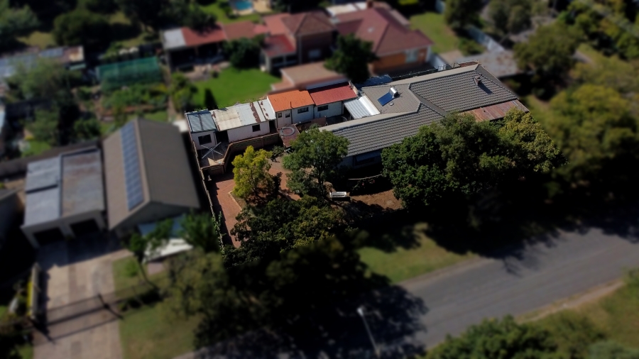 4 Bedroom Property for Sale in Queenswood Gauteng