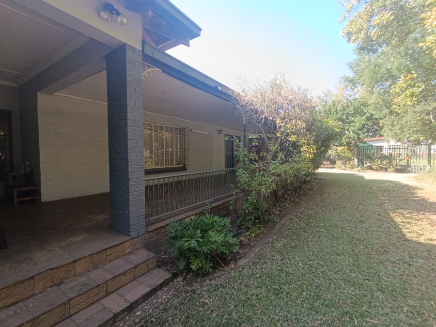 4 Bedroom Property for Sale in Queenswood Gauteng
