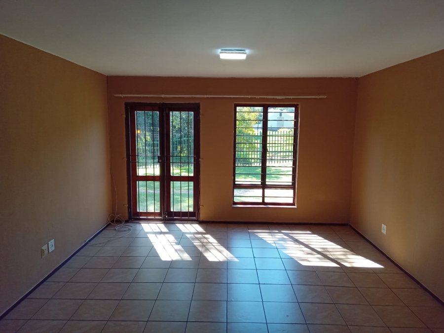 To Let 3 Bedroom Property for Rent in Paulshof Gauteng