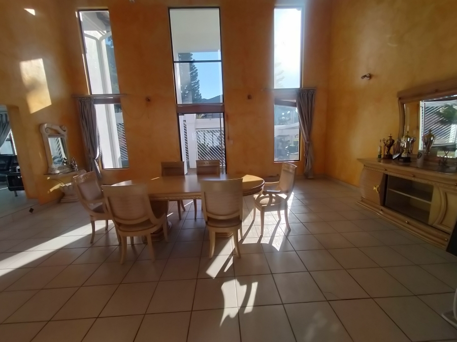 7 Bedroom Property for Sale in Ninapark Gauteng
