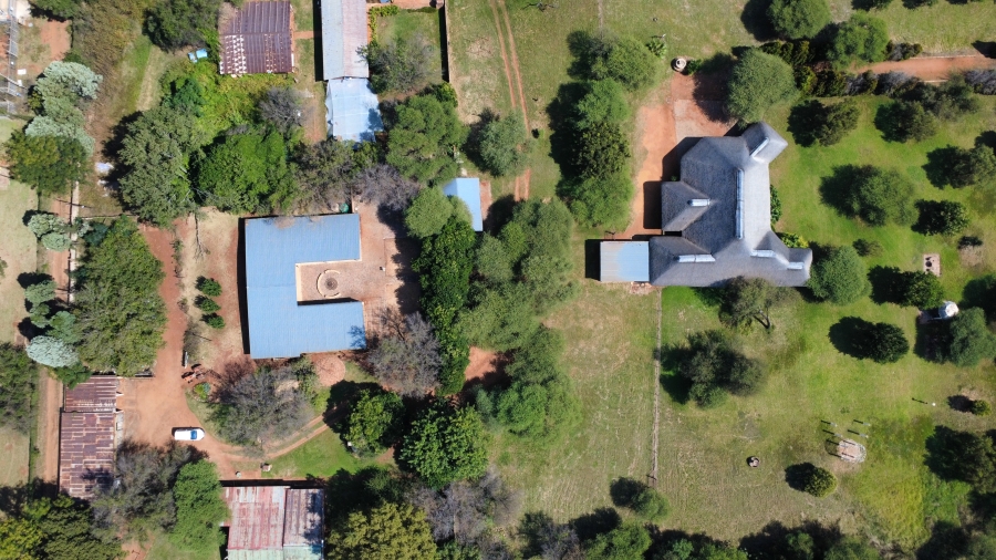 6 Bedroom Property for Sale in Onderstepoort Gauteng