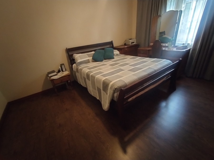 6 Bedroom Property for Sale in Onderstepoort Gauteng