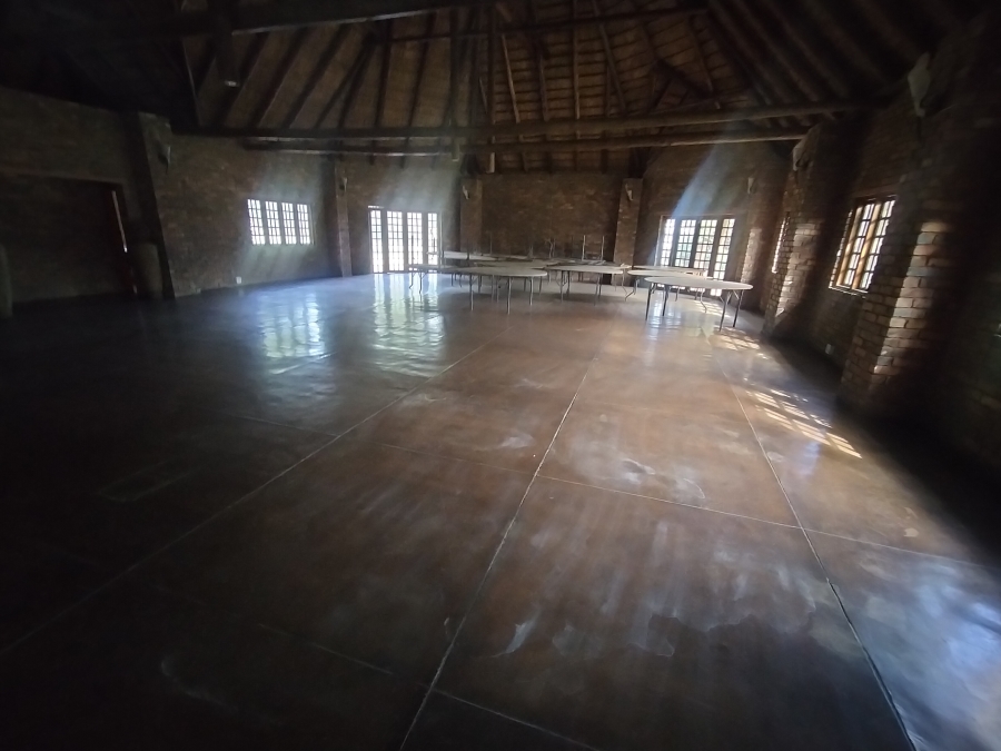 6 Bedroom Property for Sale in Onderstepoort Gauteng