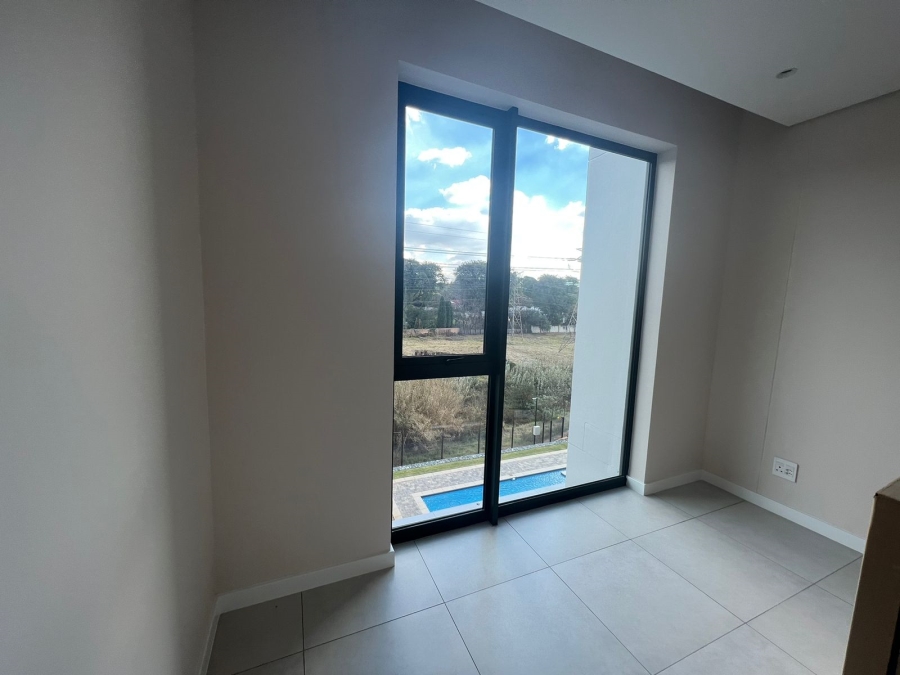 To Let 2 Bedroom Property for Rent in Glenadrienne Gauteng
