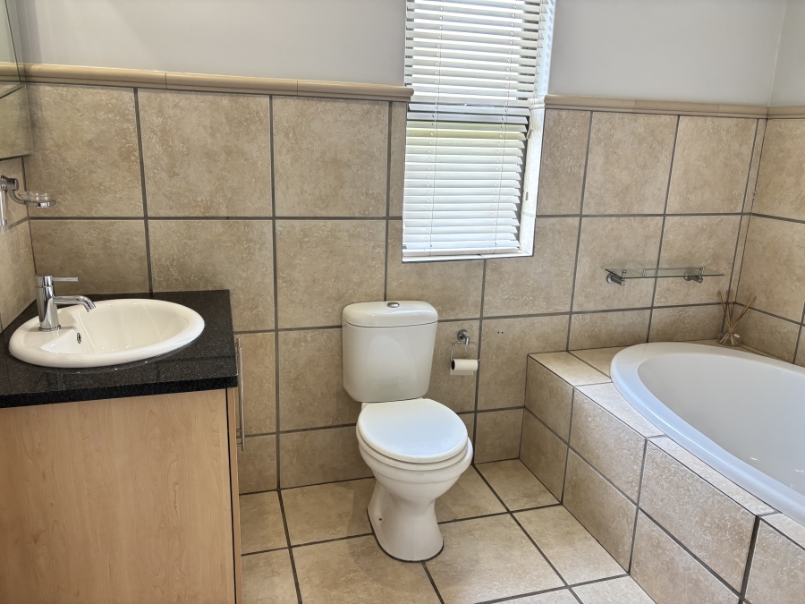 4 Bedroom Property for Sale in North Riding AH Gauteng