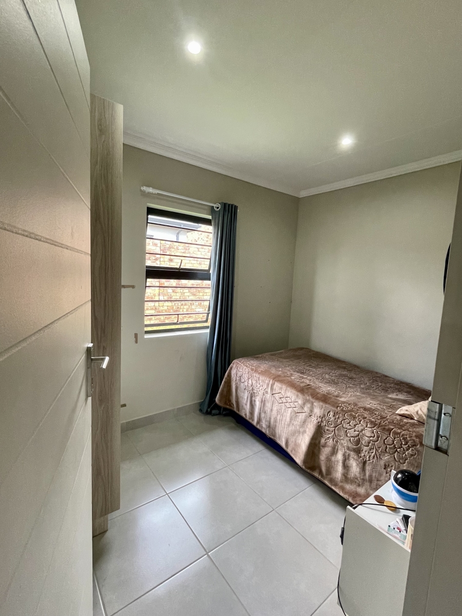 To Let 3 Bedroom Property for Rent in Lion Pride Gauteng
