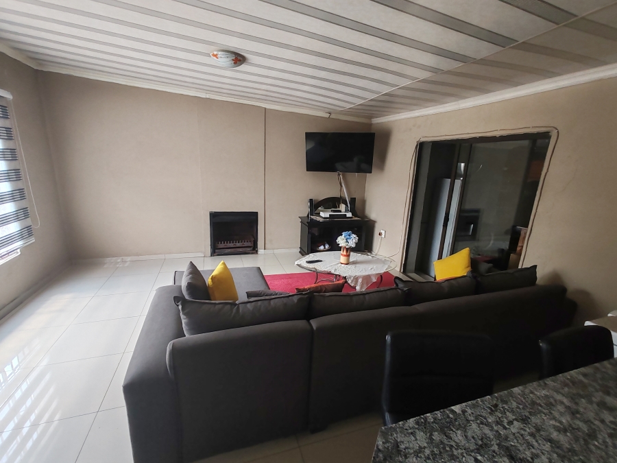 3 Bedroom Property for Sale in Danville Gauteng