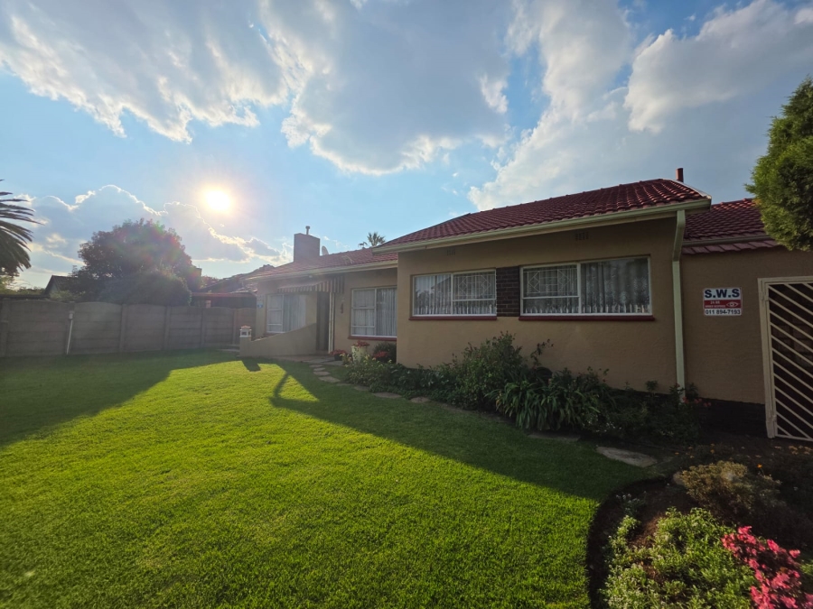To Let 3 Bedroom Property for Rent in Jansenpark Gauteng
