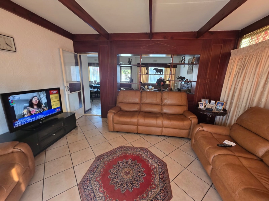 To Let 3 Bedroom Property for Rent in Jansenpark Gauteng