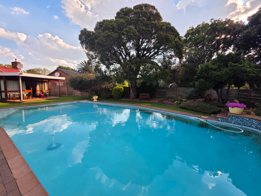 To Let 3 Bedroom Property for Rent in Jansenpark Gauteng