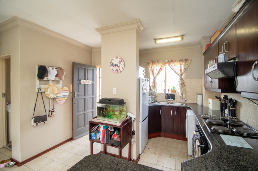 2 Bedroom Property for Sale in Eden Glen Gauteng