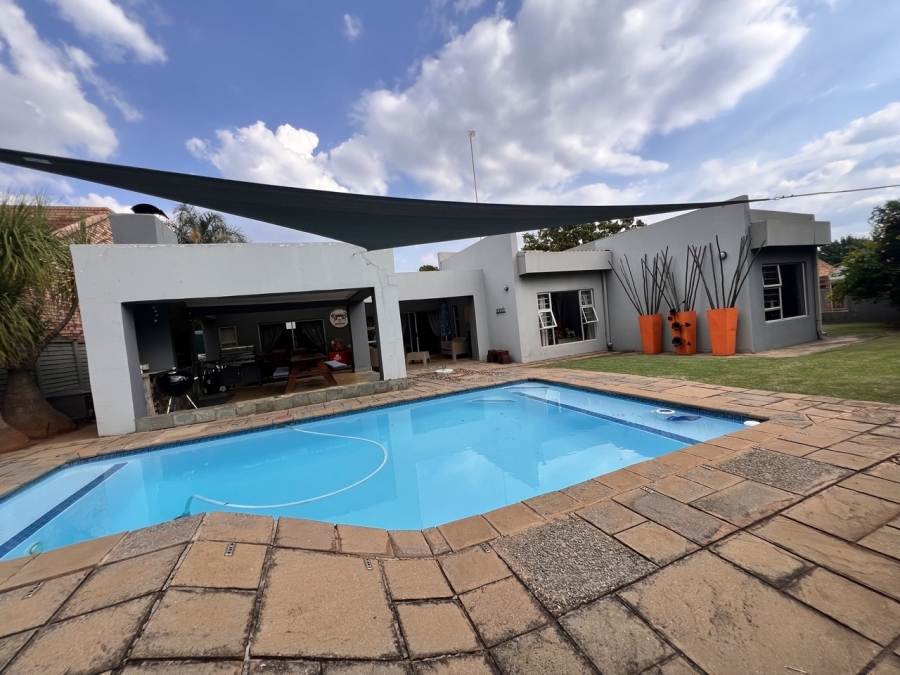 4 Bedroom Property for Sale in Vanderbijlpark SE Gauteng