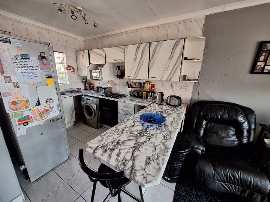 2 Bedroom Property for Sale in Eden Glen Gauteng