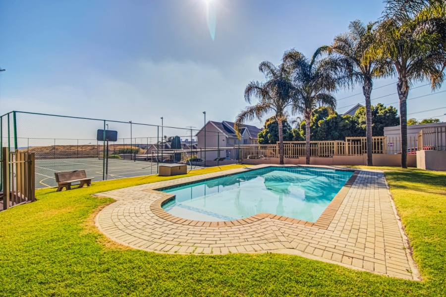 2 Bedroom Property for Sale in Eden Glen Gauteng