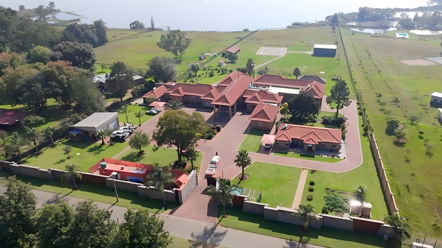 11 Bedroom Property for Sale in Rynfield Gauteng