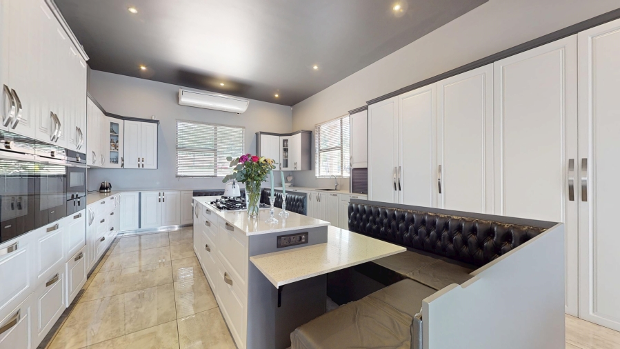 11 Bedroom Property for Sale in Rynfield Gauteng