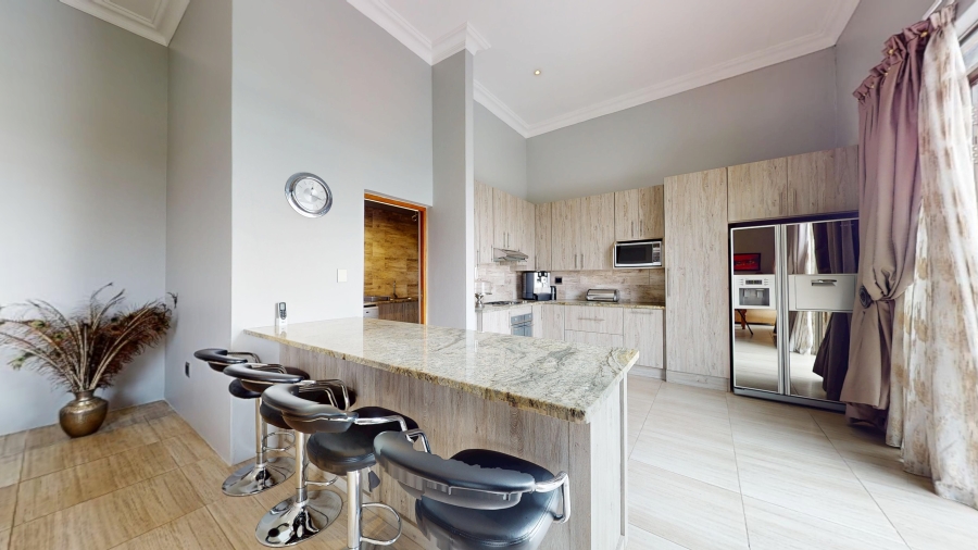 11 Bedroom Property for Sale in Rynfield Gauteng