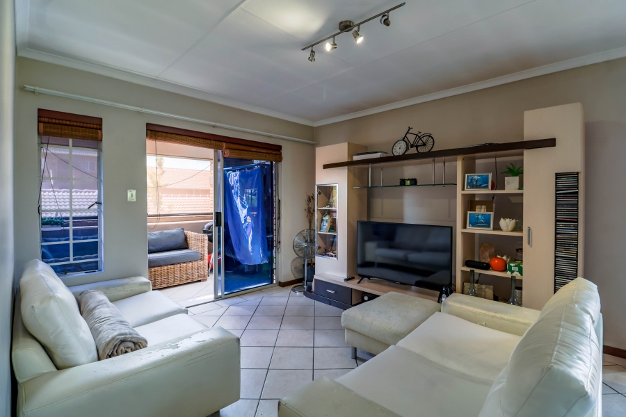 2 Bedroom Property for Sale in Eco Park Gauteng