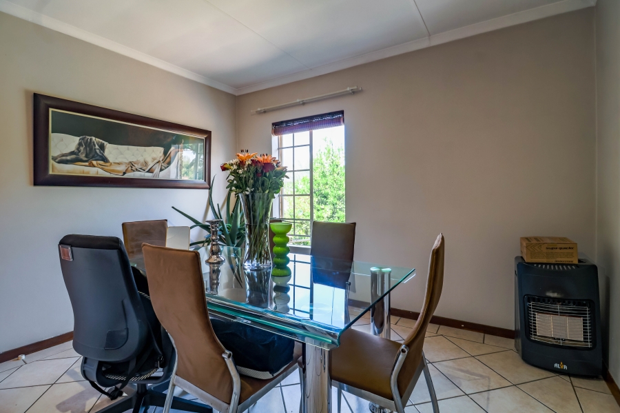 2 Bedroom Property for Sale in Eco Park Gauteng