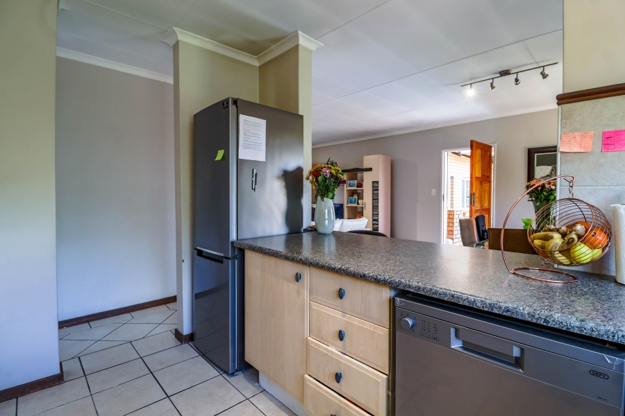 2 Bedroom Property for Sale in Eco Park Gauteng