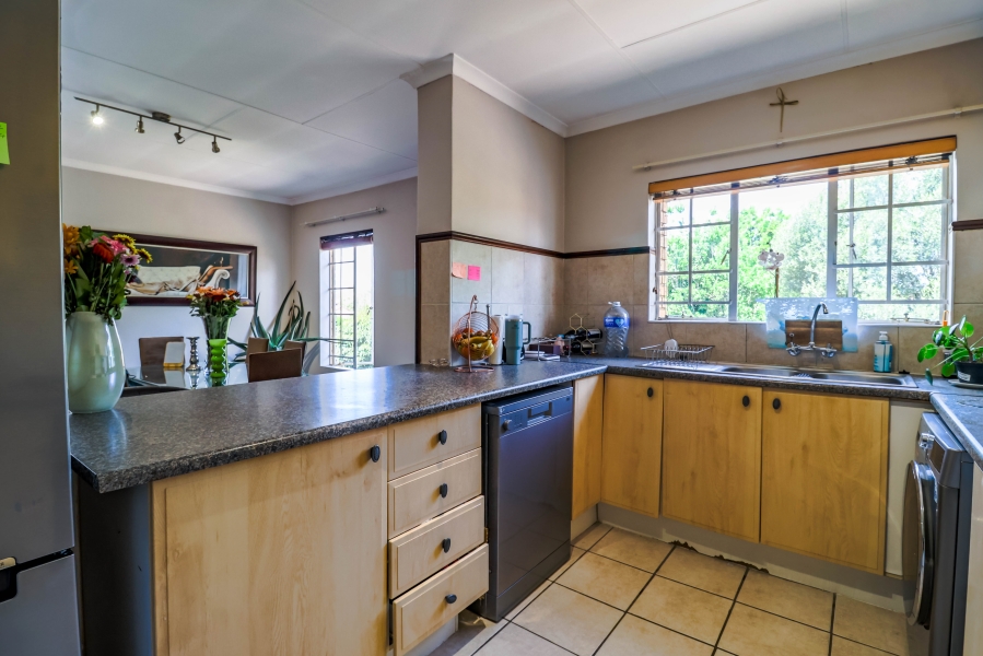 2 Bedroom Property for Sale in Eco Park Gauteng