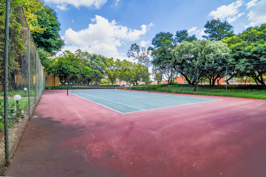 2 Bedroom Property for Sale in Eco Park Gauteng