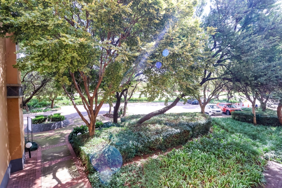 2 Bedroom Property for Sale in Eco Park Gauteng