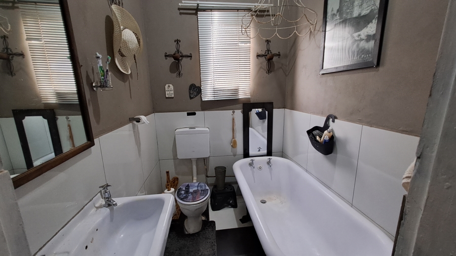 2 Bedroom Property for Sale in Heidelberg Gauteng