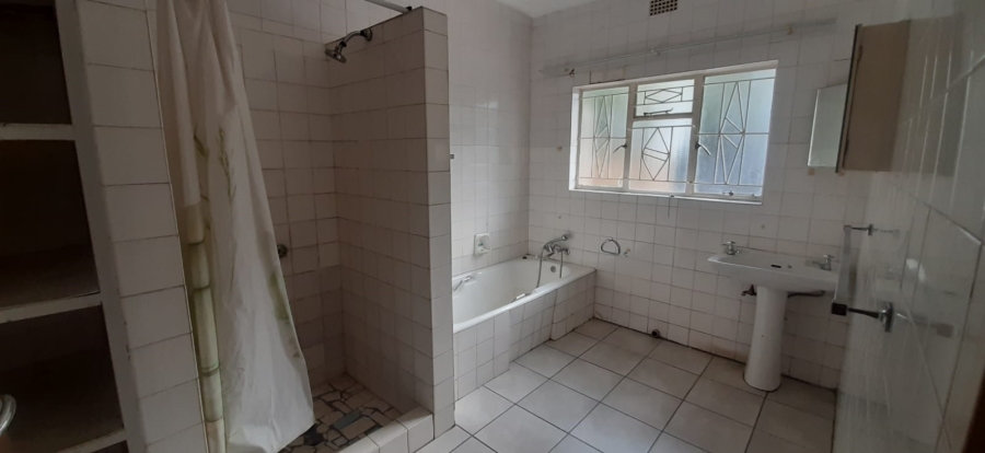 To Let 2 Bedroom Property for Rent in Gezina Gauteng