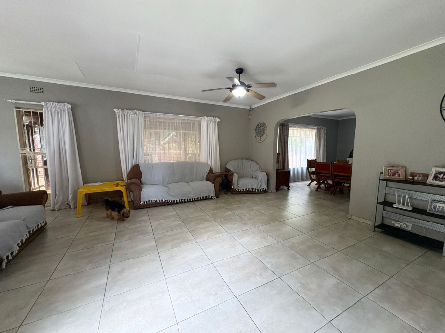4 Bedroom Property for Sale in Mulbarton Gauteng