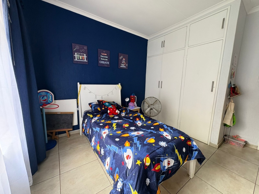 4 Bedroom Property for Sale in Mulbarton Gauteng