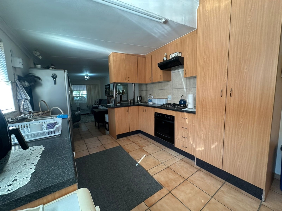 3 Bedroom Property for Sale in Randhart Gauteng