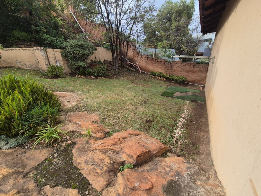 3 Bedroom Property for Sale in Oakdene Gauteng