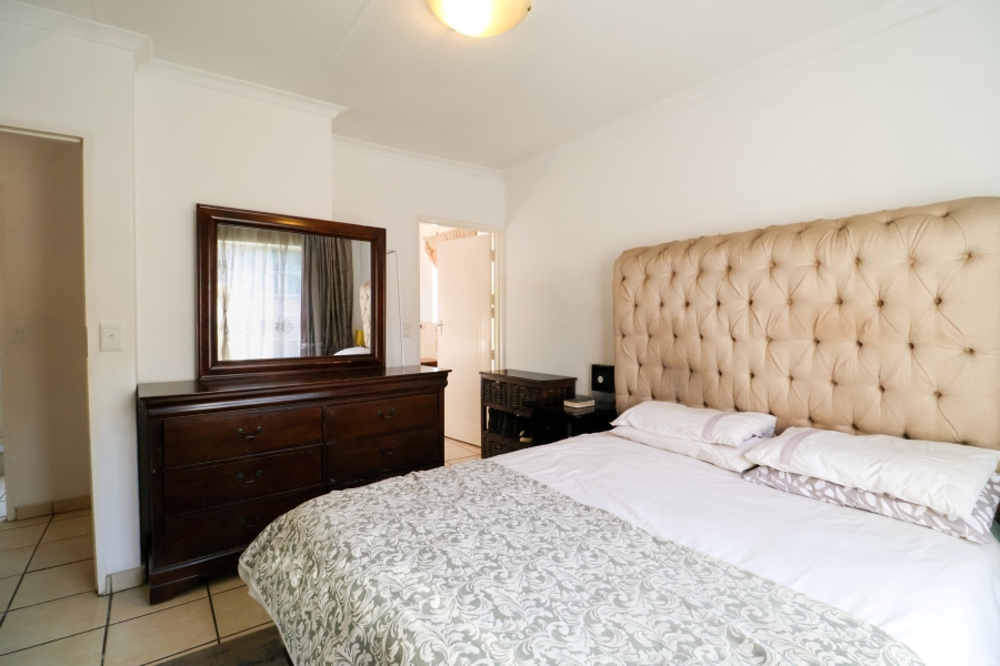 3 Bedroom Property for Sale in Kosmosdal Gauteng